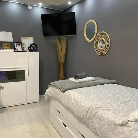 Beta House Apartament *